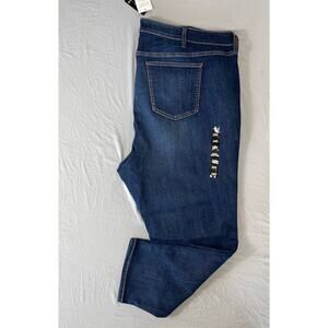 Torrid Premium Denim Mid-Rise Skinny Lightweight Stretch Jeans. Women's 28S Plus